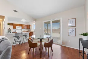 Goldfinch Haus 3BR - Image 3