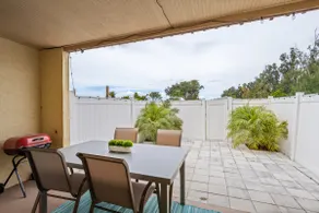 Large 3BR Garden Condo w/ Heated Pool - Image 4