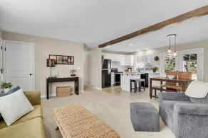 Denver 3bed/2 bath with spacious backyard - Image 2