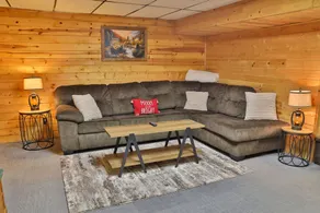 Custom Log Home - Hot Tub, Sauna, King Bed, AC - Image 3