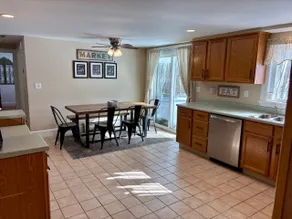 Conway Family Getaway/Private/Quiet/Pet Friendly - Image 5