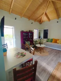 Waterfront cottage in Astakos - Image 3