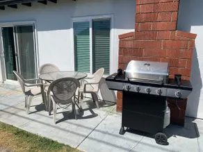 3.5 miles from Disneyland, New remodeled house - Image 5