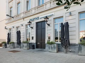 Numa | Modern Attic Room in the Centre of Brussels - Image 2