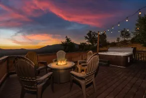 Sunsets, Hottub, 2 KING bed, firepit, private - Image 5