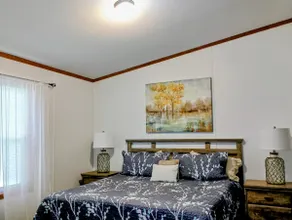 Spacious Lodge With Lake Access Near The Dells - Image 3
