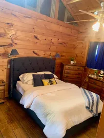 Cozy Between the Hollers Near the Buffalo River - Image 5