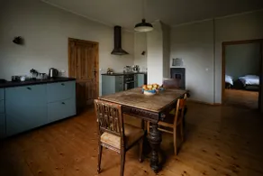 Country house with private garden and great views - Image 3