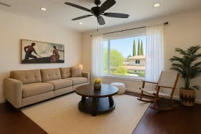Cozy 4BD with pool Near LAX/Beach/Universal studio - Image 5