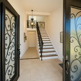 Cozy 4BD with pool Near LAX/Beach/Universal studio - Image 3