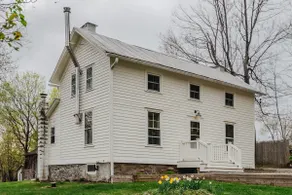 The Gallatin Farmhouse - Image 2