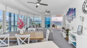 Reflections 1501 - 3Bed with ocean views Newly Refurbished - Image 2