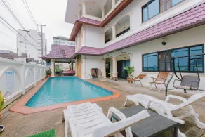A #studio for 2 or more ,center, nightlife, party - Image 4