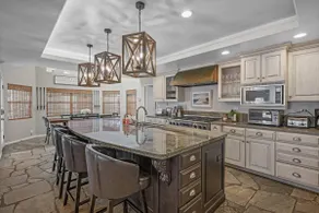 Private Resort Estate | Sleeps 16+| Pickleball - Image 3