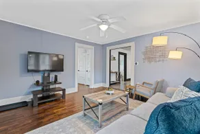 Modern & Cozy - Close to Downtown! Poppy House* - Image 2