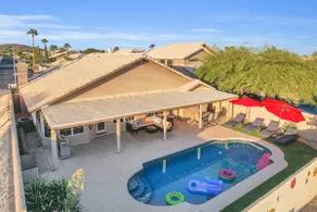 Luxe Phoenix Getaway (heated pool, mountain view) - Image 2