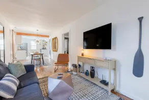 Cozy Pet-Friendly Beach Cottage - Image 3