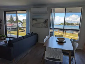 Family Friendly 3 Bed Unit +Spectacular Lake Views - Image 4