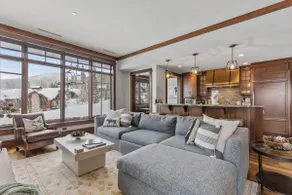 Maison Moose at Arrowleaf in Deer Valley, Luxurious Ski-In Ski-Out Condo Hosted by Nestique - Image 2