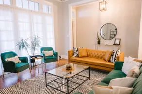 Insta-worthy 2Bd/1Ba Apt Steps from Downtown! - Image 2