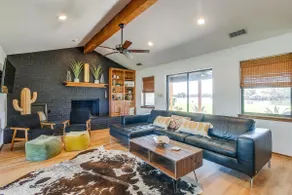 Rockstar Lake House -Pool Table- Sleeps 11 - Image 2