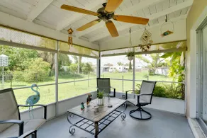 Pet-Friendly Home Fenced Yard Near Beach & Shops - Image 3