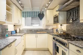 Beautiful 3 bedroom cottage in the heart of Looe - Image 5