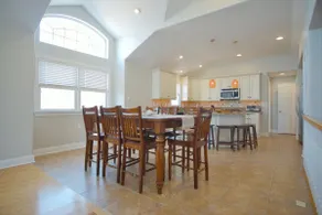 Walk to Downtown Sea Isle: beach 5 BR + Bonus room - Image 3