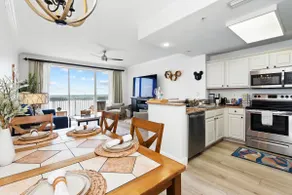 Lakefront Resort Condo near Disney and Universal - Image 5