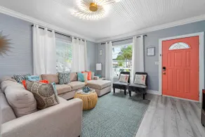 Backyard Paradise- Cozy Bungalow 4 Mi to Beach - Image 4