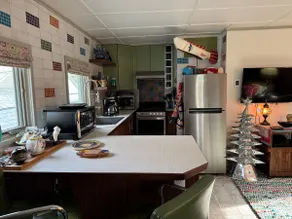 1 bedroom: walk to River, University & Downtown - Image 3
