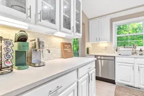 Quiet N Raleigh Home- Full Acre- Epic Coffee Bar! - Image 4