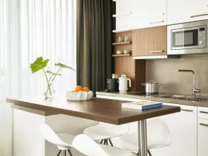 Numa | XL Studio w/ Kitchenette & Sofabed - Image 5