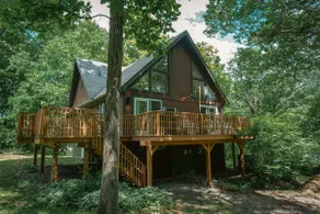 Dutchess Chalet - Hudson Valley Home w/ Hot Tub - Image 2