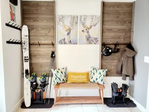 Canyon Basecamp with Hot Tub, Sauna and EV Charger - Image 2