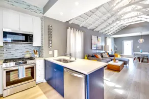 #1 LOCATION - Rare Luxury Home in Downtown - Image 4