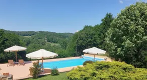 Romantic cottage for 2 adults with swimming pool - Image 2