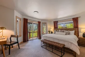 The Mountain Haus | Forest, AC, Hot Tub, King Beds - Image 3