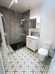 Large bright studio in a quiet area, historic center - Image 3
