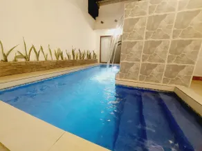 Adorable Suite-Garage-Piscina -Top floor - Image 5