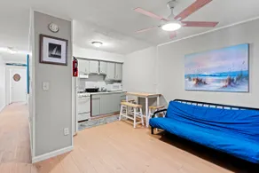 2 Bedroom Apt | 3 min walk from ocean - Unit 2 - Image 2