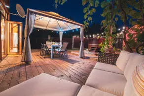 Aylak Chalet Luxury Guest House with Jacuzzi - Image 4