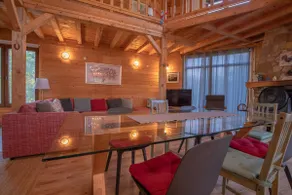 Aylak Chalet Luxury Guest House with Jacuzzi - Image 5