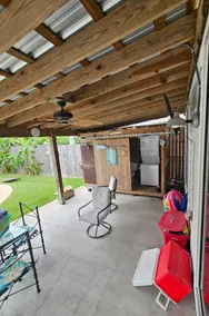 Coastal Cottage with Pool - Image 4