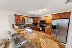 True Miami Gem - Near Beaches Private Parking - Image 4