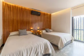 L201 New Apt 1 Bdrm 1 Bath Fits 6 AC Rooftop - Image 3