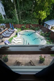 Heated Pool-Walking Distance to Zoo! - Image 2