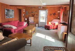 Hummingbird Suite at Lake J - Image 2