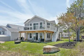 Beautiful ocean front house on Hills Beach - Image 2
