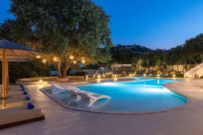 Hamilton Grand Villa - Image 2